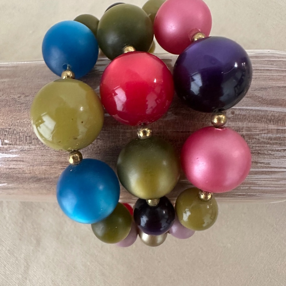 VTG. Beaded Wire Wrapped Bracelet Multi-color bead about 7” long